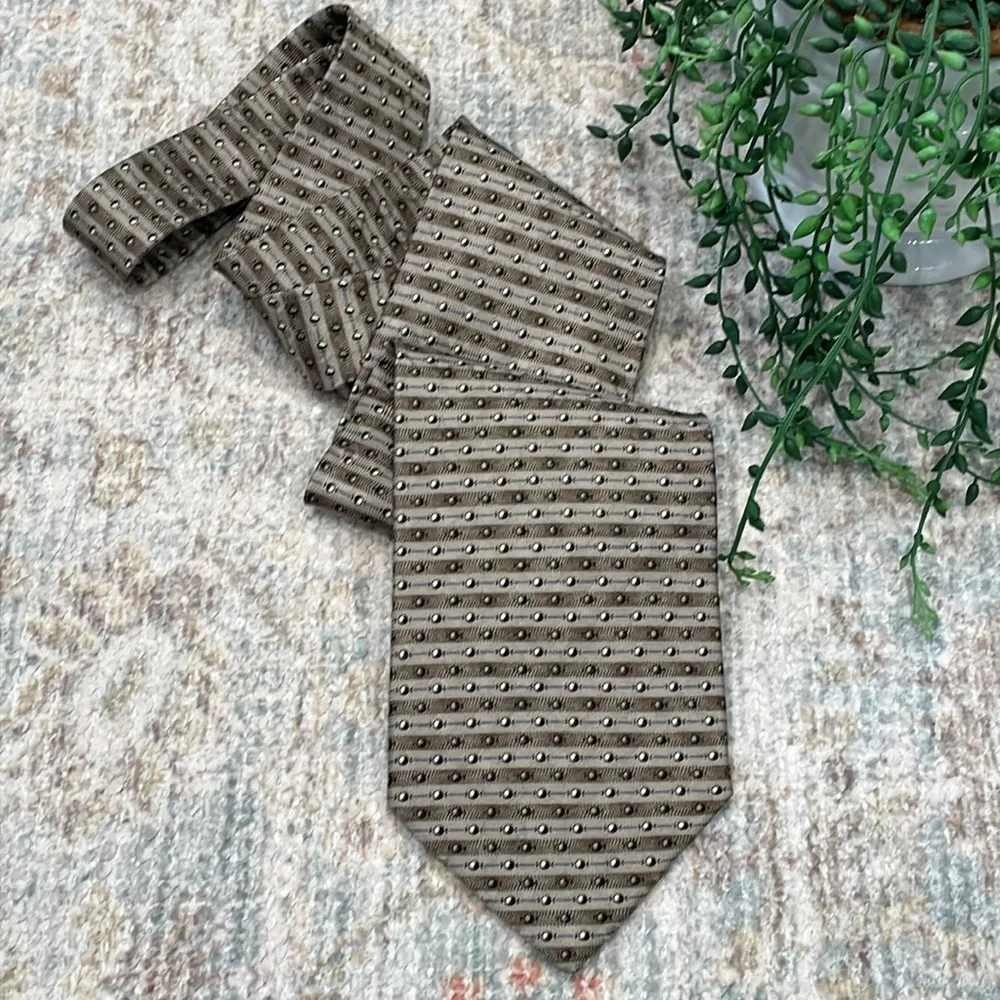 Format tie - Picture 3 of 7